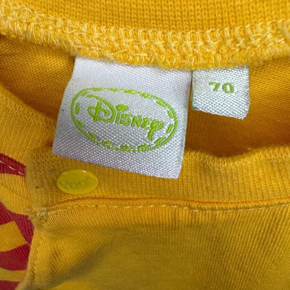 Vintage Winnie The Pooh Jumper Size 70 or 6-9M - Picture 3 of 4